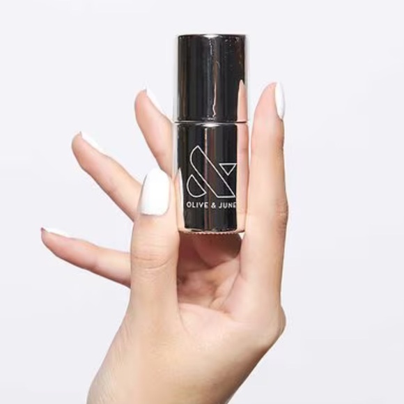 Olive & June Nail Polish- The Topcoat and 
STELLAR LONG LASTING POLISH - Picture 9 of 15